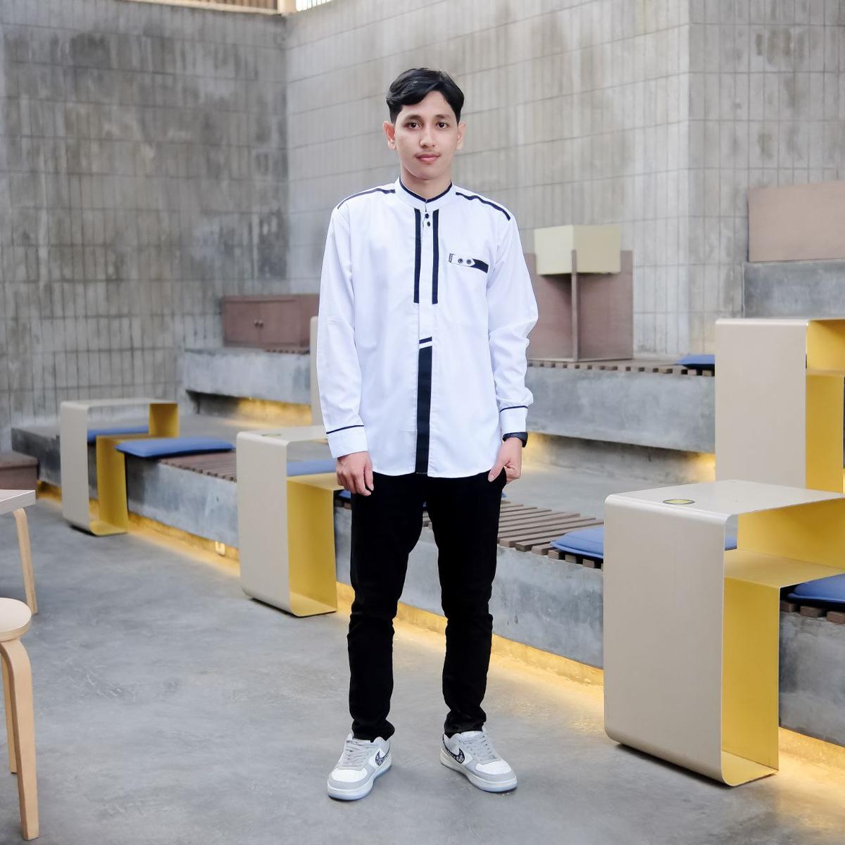 Product detail media - 1