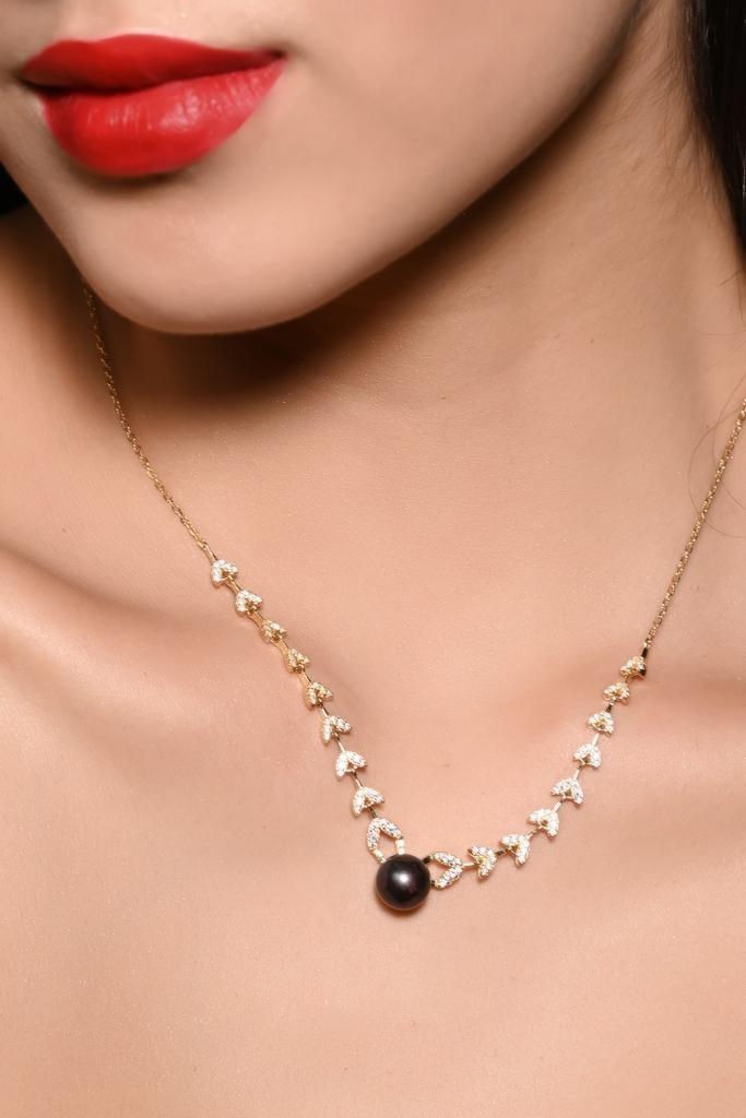 Product detail media - 1