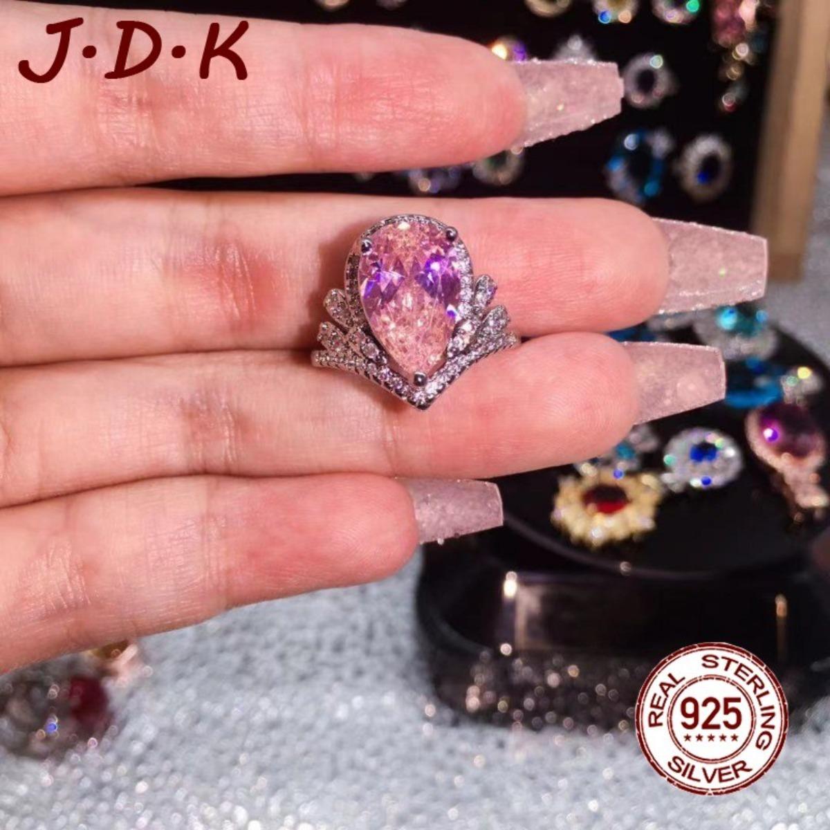 Product detail media - 1