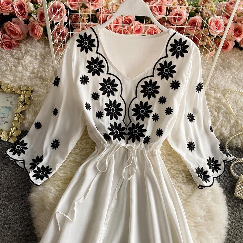 Product detail media - 1